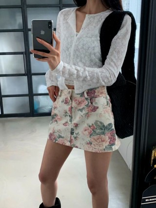 白色