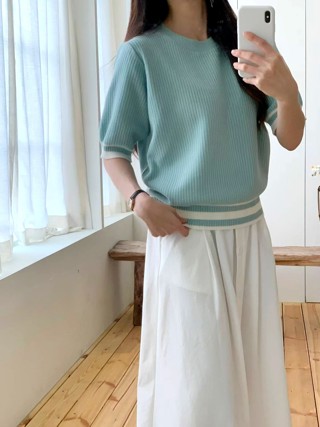 蓝色