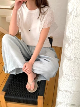白色
