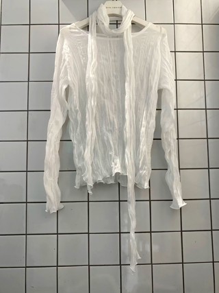 白色