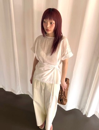 白色