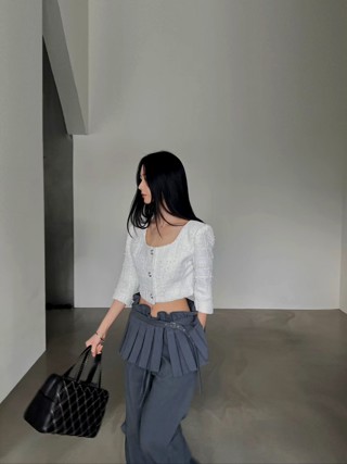 白色