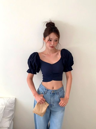 深蓝色