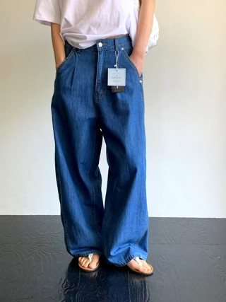 蓝色