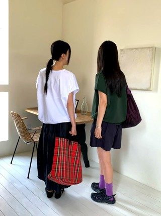 白色