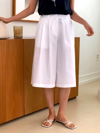白色