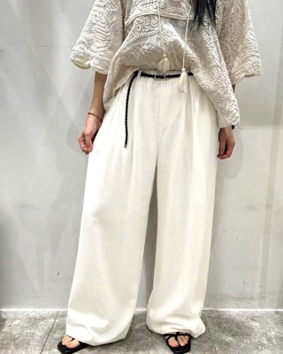 白色