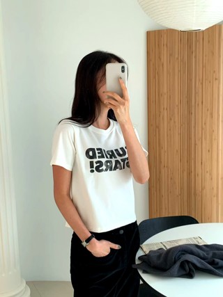 白色