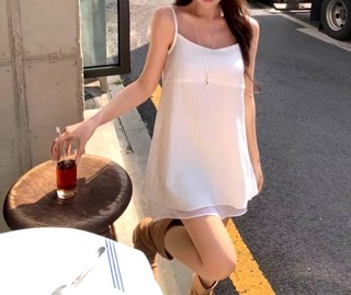 白色