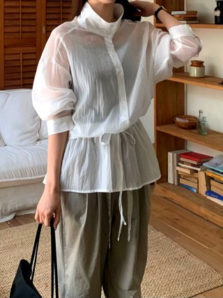 白色