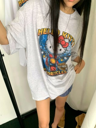 灰色