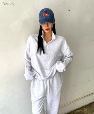 蓝色