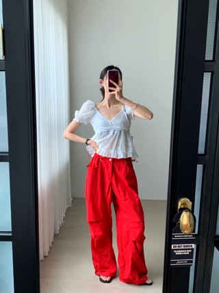 红色