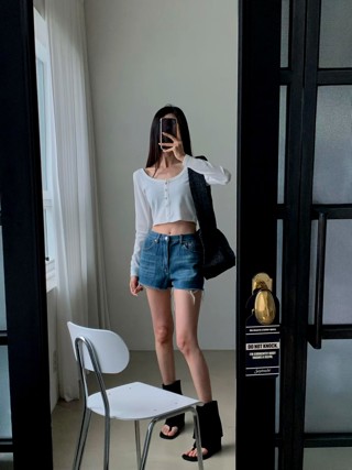 白色
