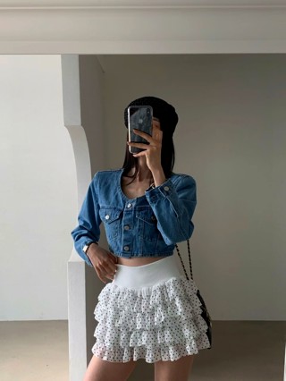 白色