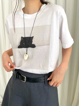 白色