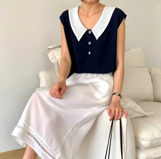 深蓝色