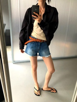 蓝色