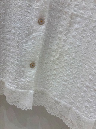 白色