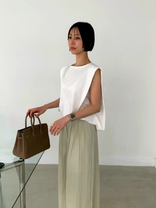 白色