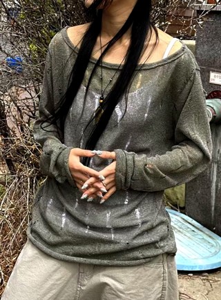 灰色