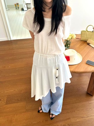 白色