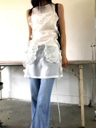 白色