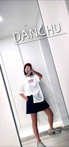 白色