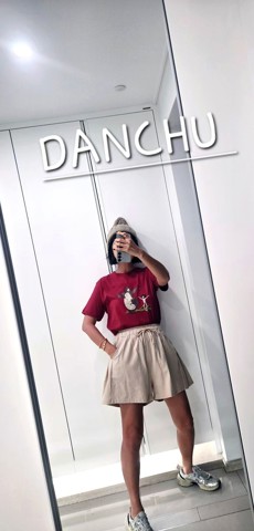 红色