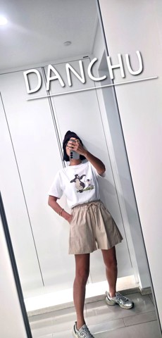 白色