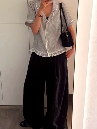 白色