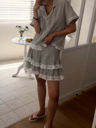 白色