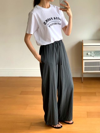 白色