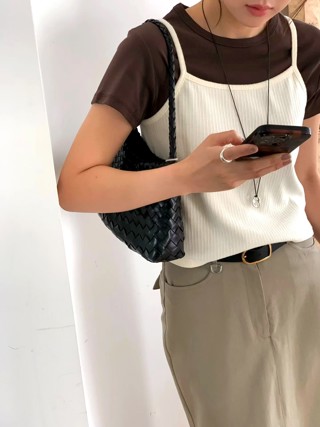 白色