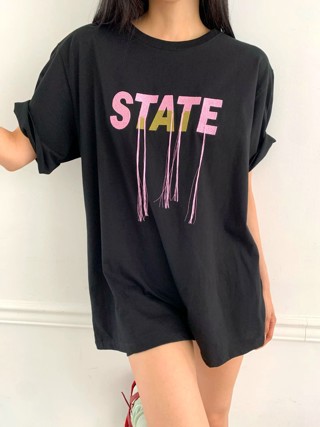 黑色