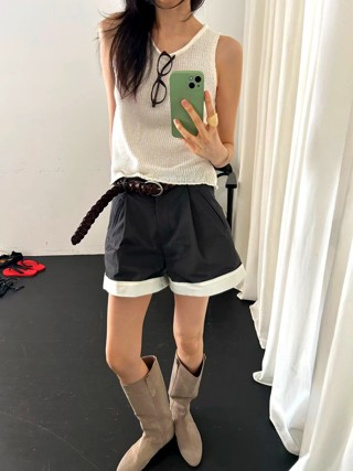 白色