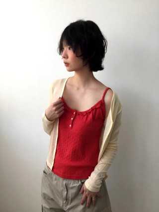 红色