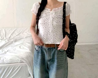 白色