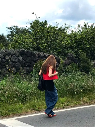 红色