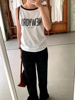 白色