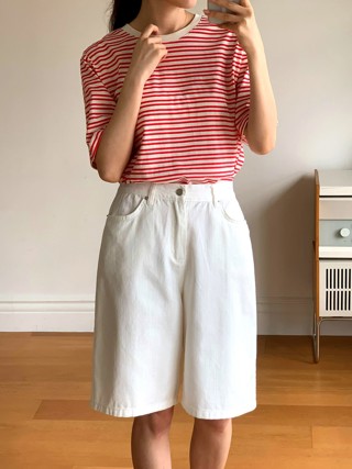 红色