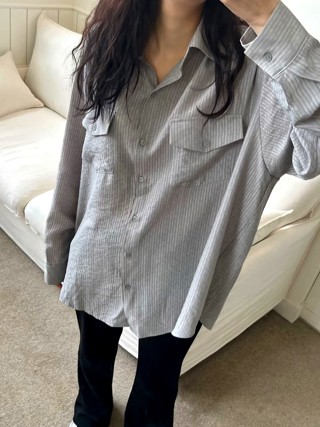 灰色