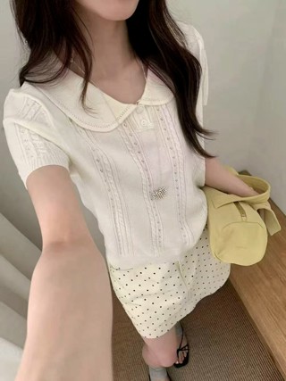 白色