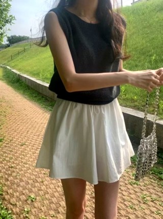 白色