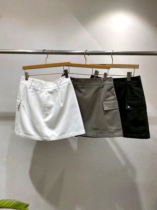 白色