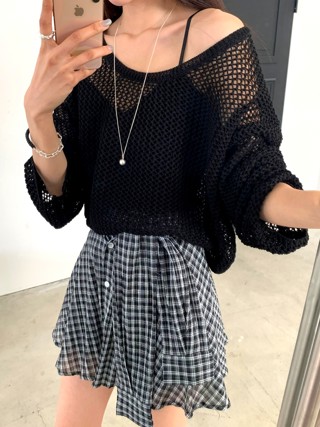 黑色