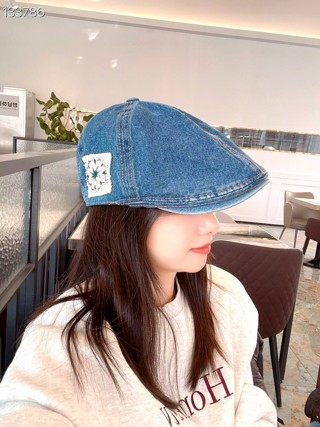 蓝色