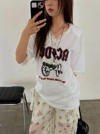 白色