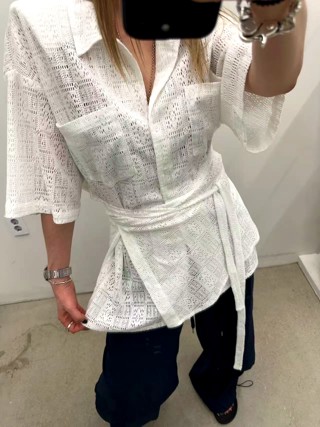 白色