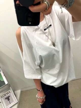 白色
